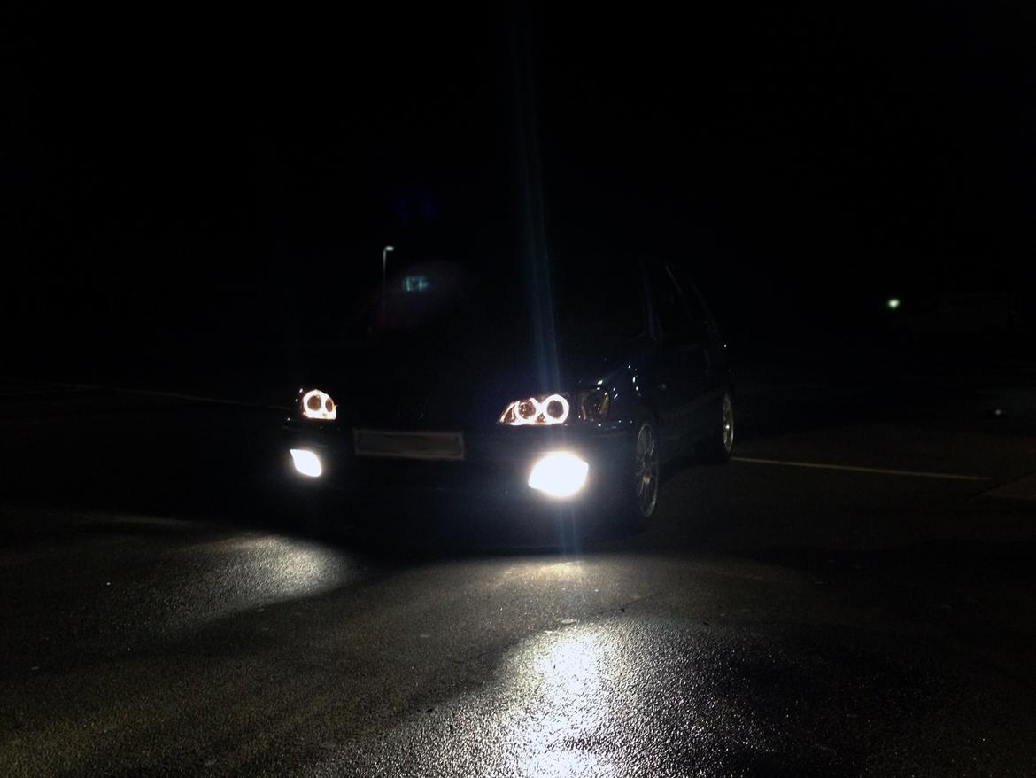 Peugeot 106 [SOLGT] - Man kan altid se, når det er mig, der kommer kørende :D billede 17