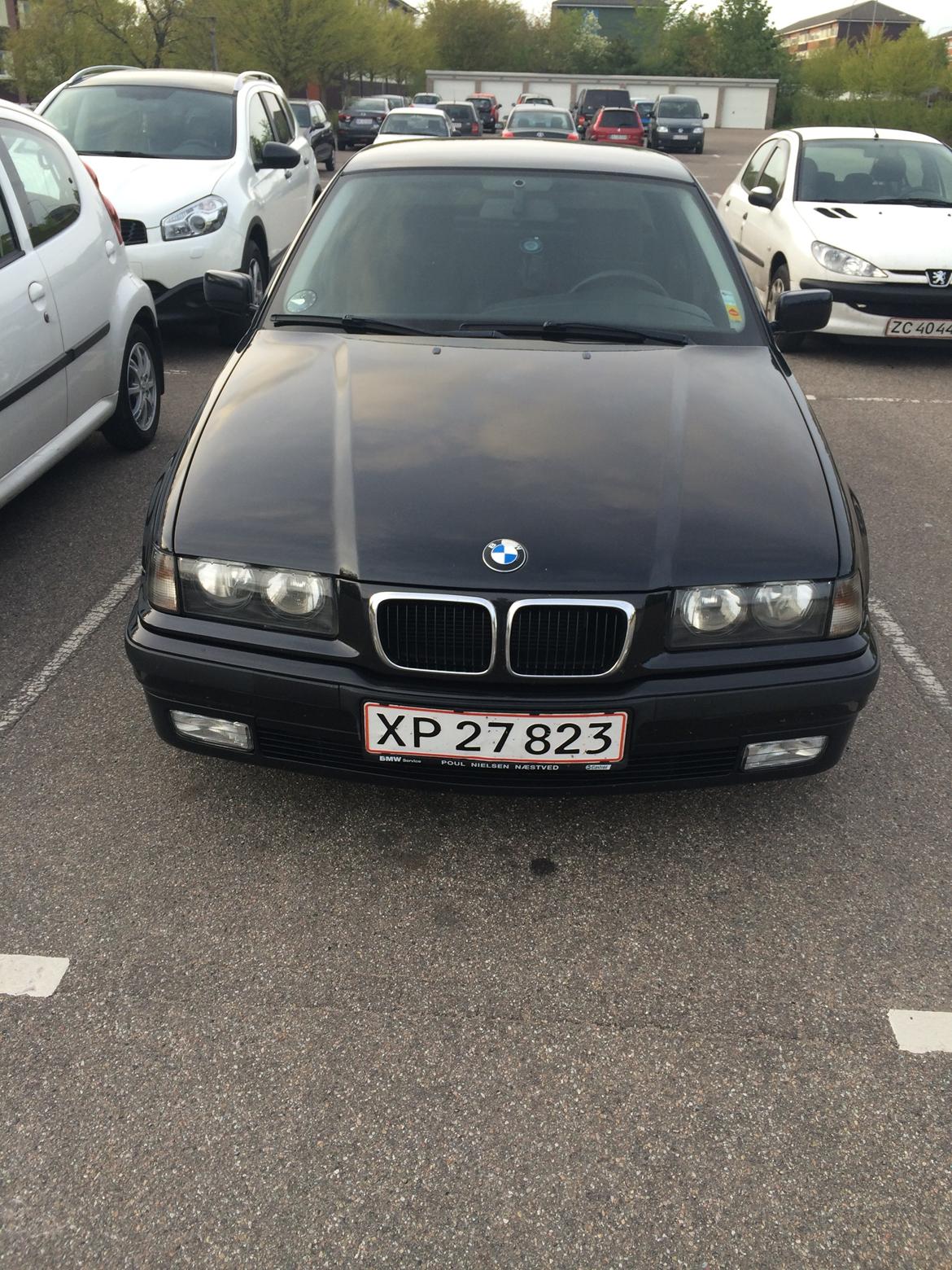 BMW 323 billede 2