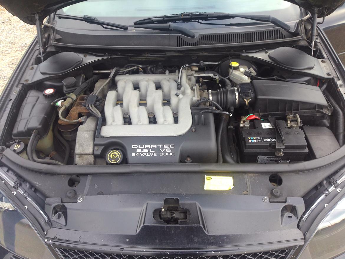 Ford Mondeo 2,5 V6 Trend billede 10