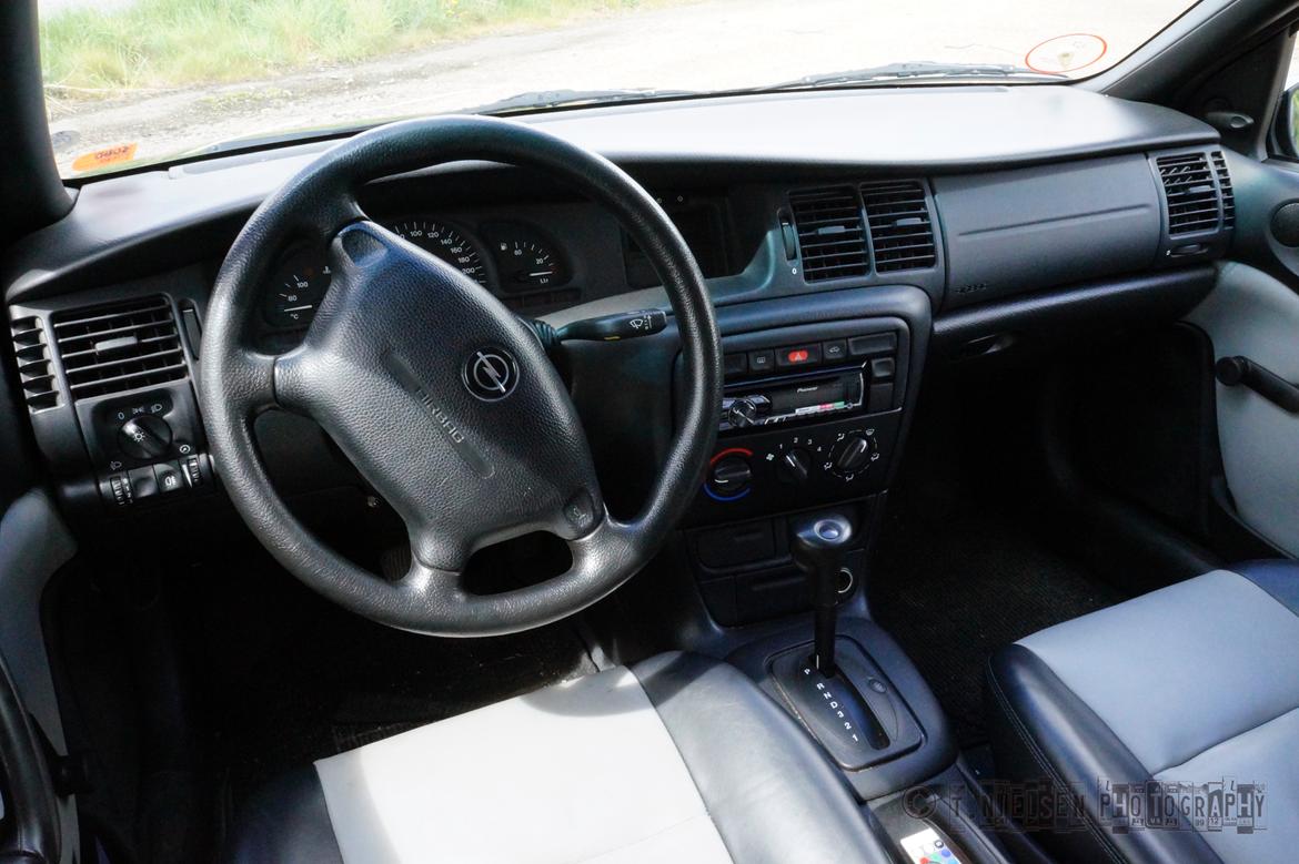 Opel Vectra 1,6 16v aut ((Solgt)) billede 21