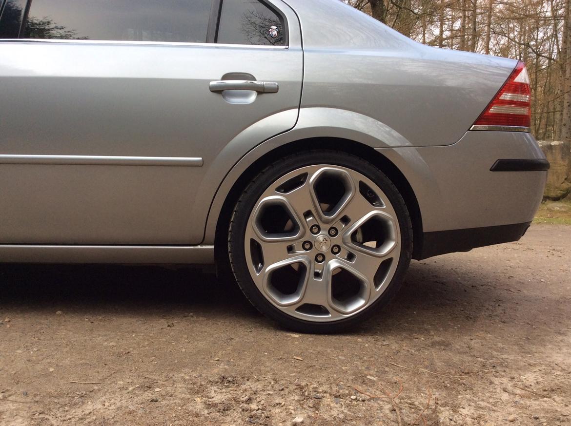 Ford Mondeo 2,5 Ghia x billede 10