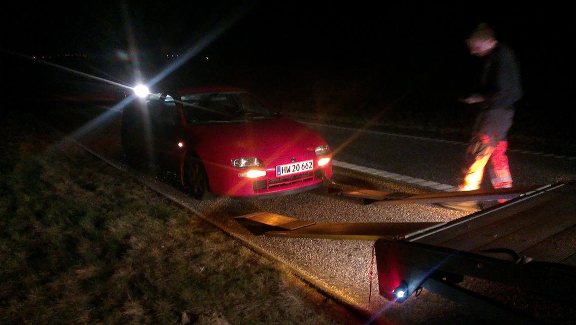 Mazda 323F BA 1,8I GLX - Så kunne den motor ikke længere billede 15