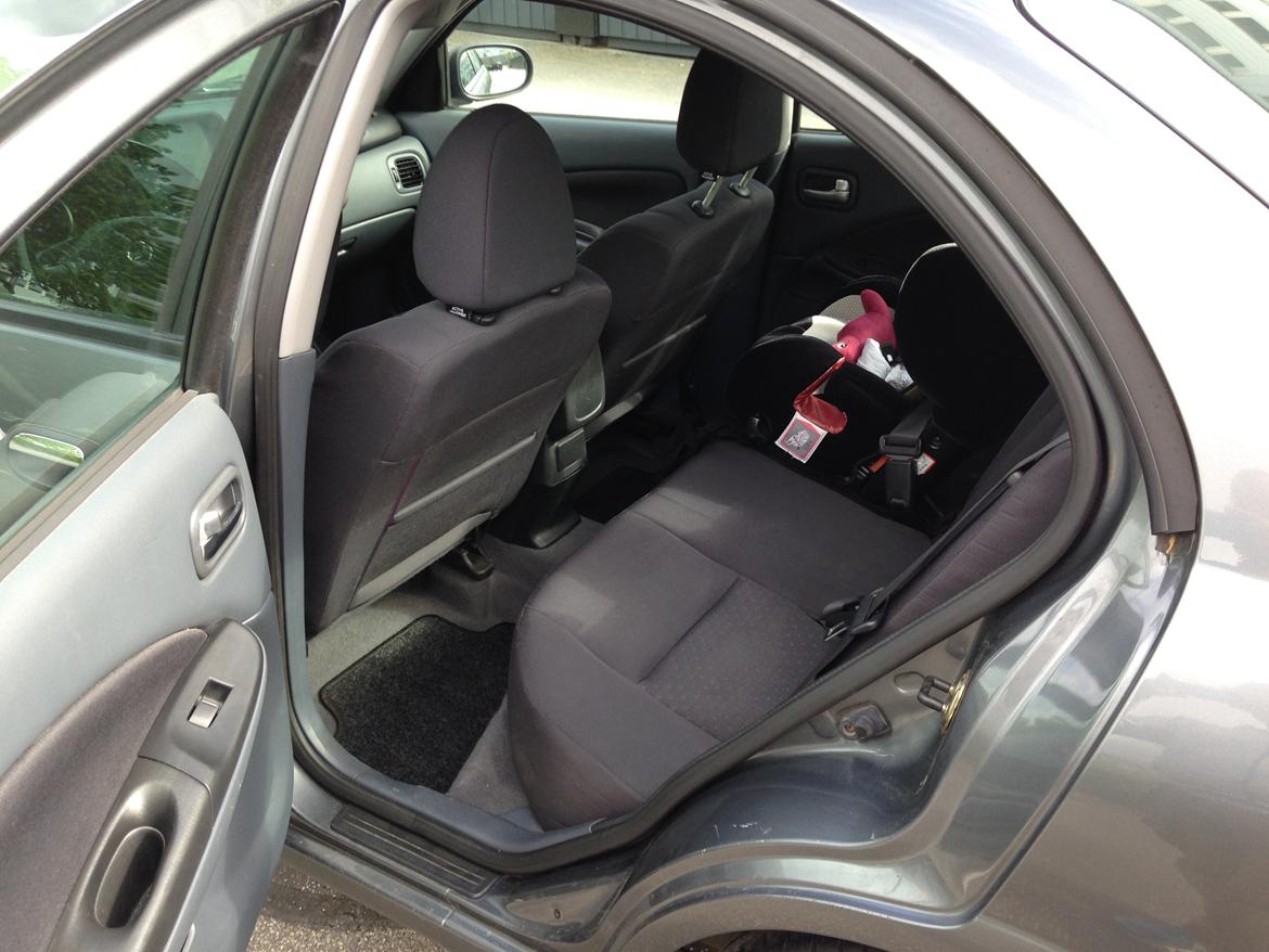 Nissan Almera billede 8