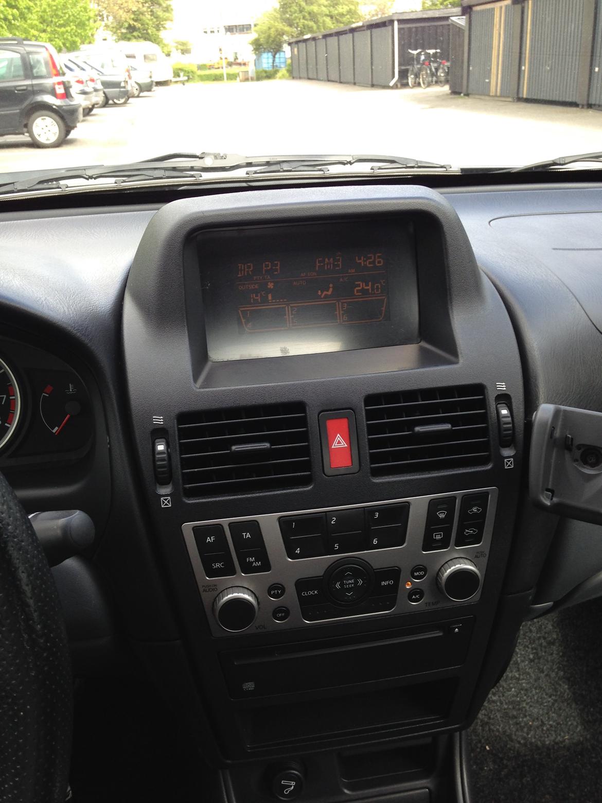 Nissan Almera billede 12