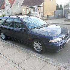 Ford Mondeo 1,8