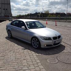 BMW 320D E90