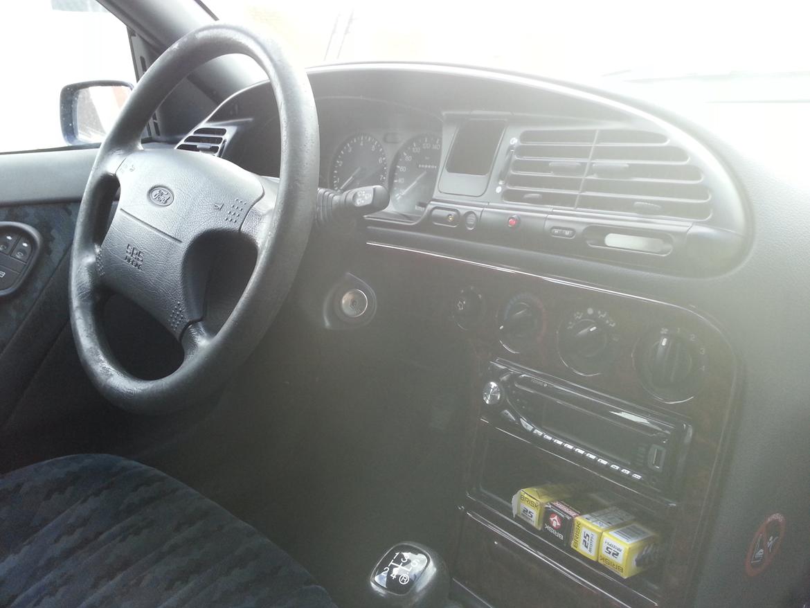 Ford Mondeo 1,8 billede 6