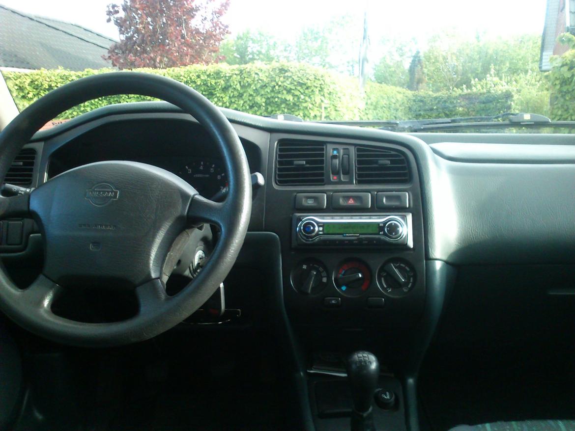 Nissan Primera GX billede 10