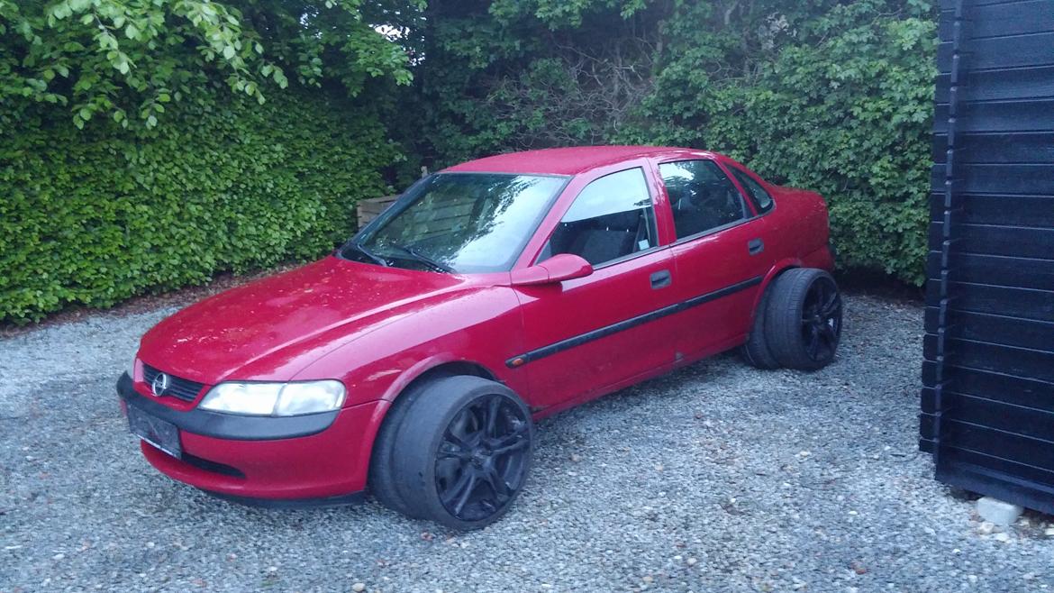 Opel Vectra B 2.0 DTi (SKROTTET) billede 10