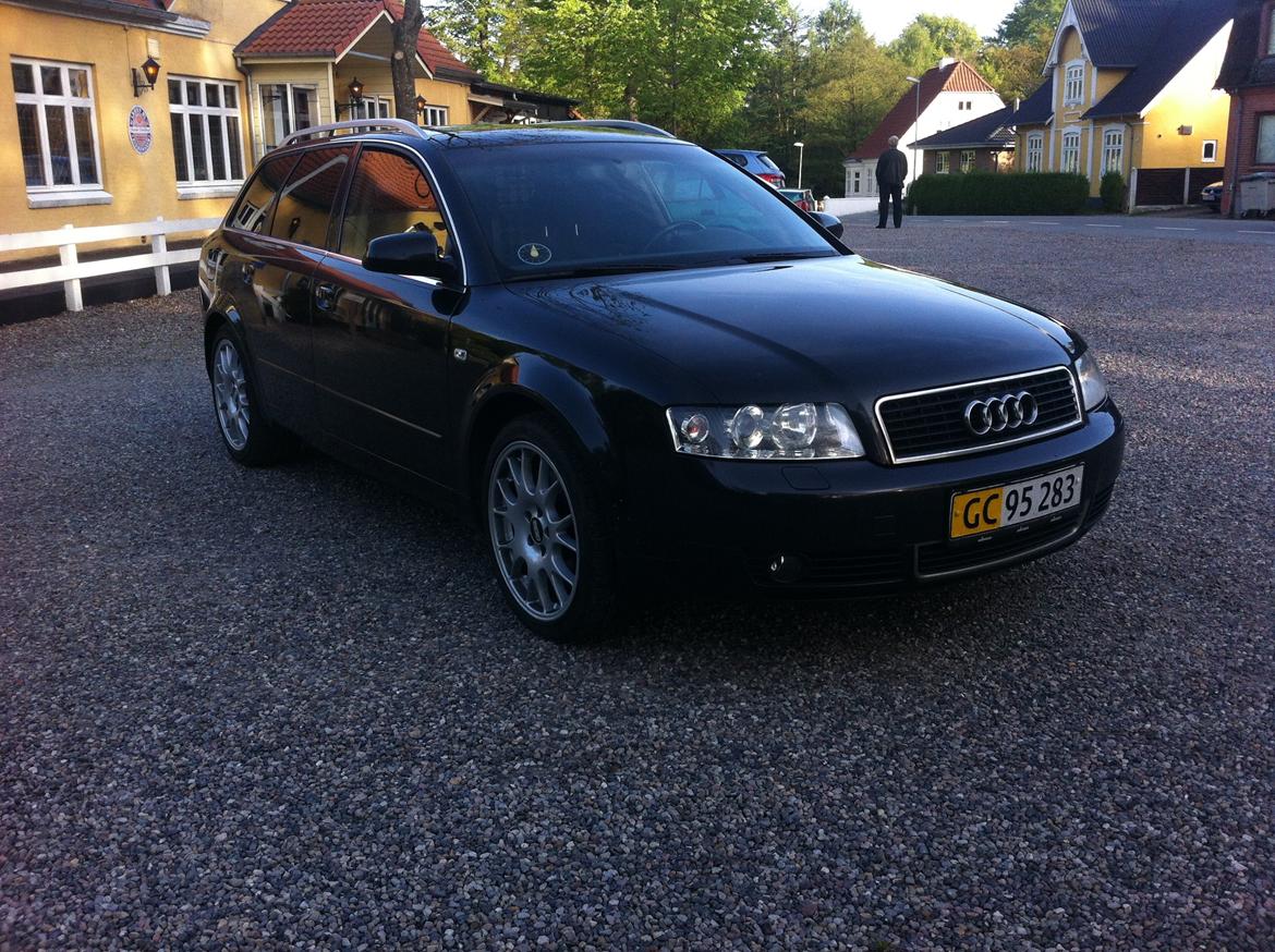 Audi A4 2.5 TDI billede 3