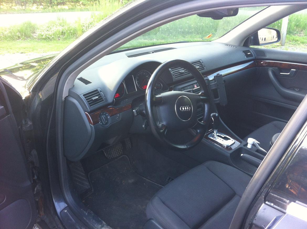 Audi A4 2.5 TDI billede 9