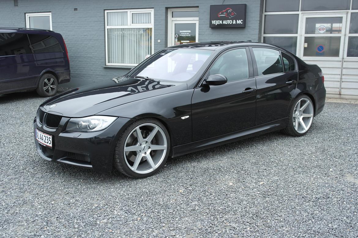 BMW E90 335d billede 1