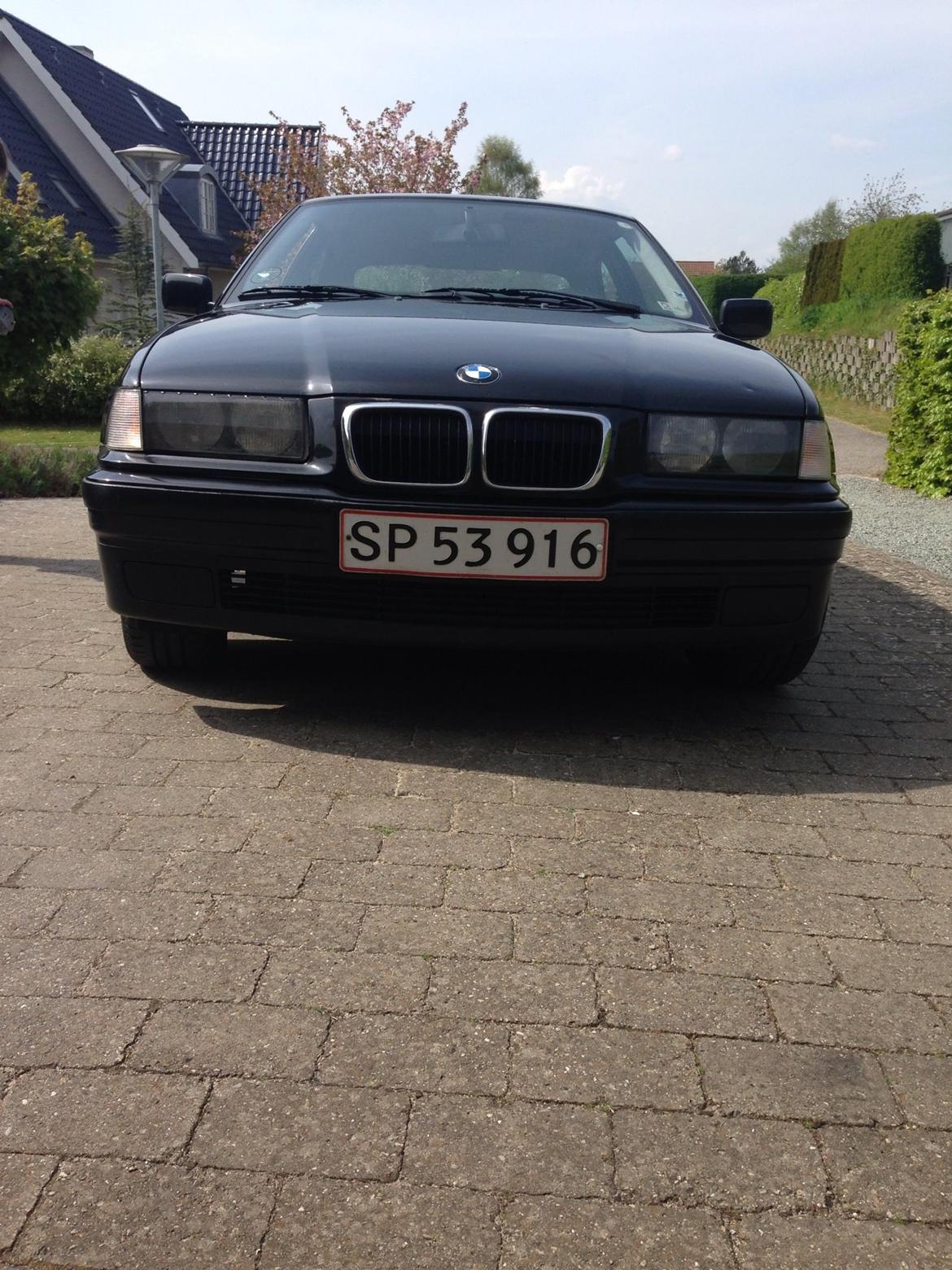 BMW 316i Compact - Solgt ! billede 1