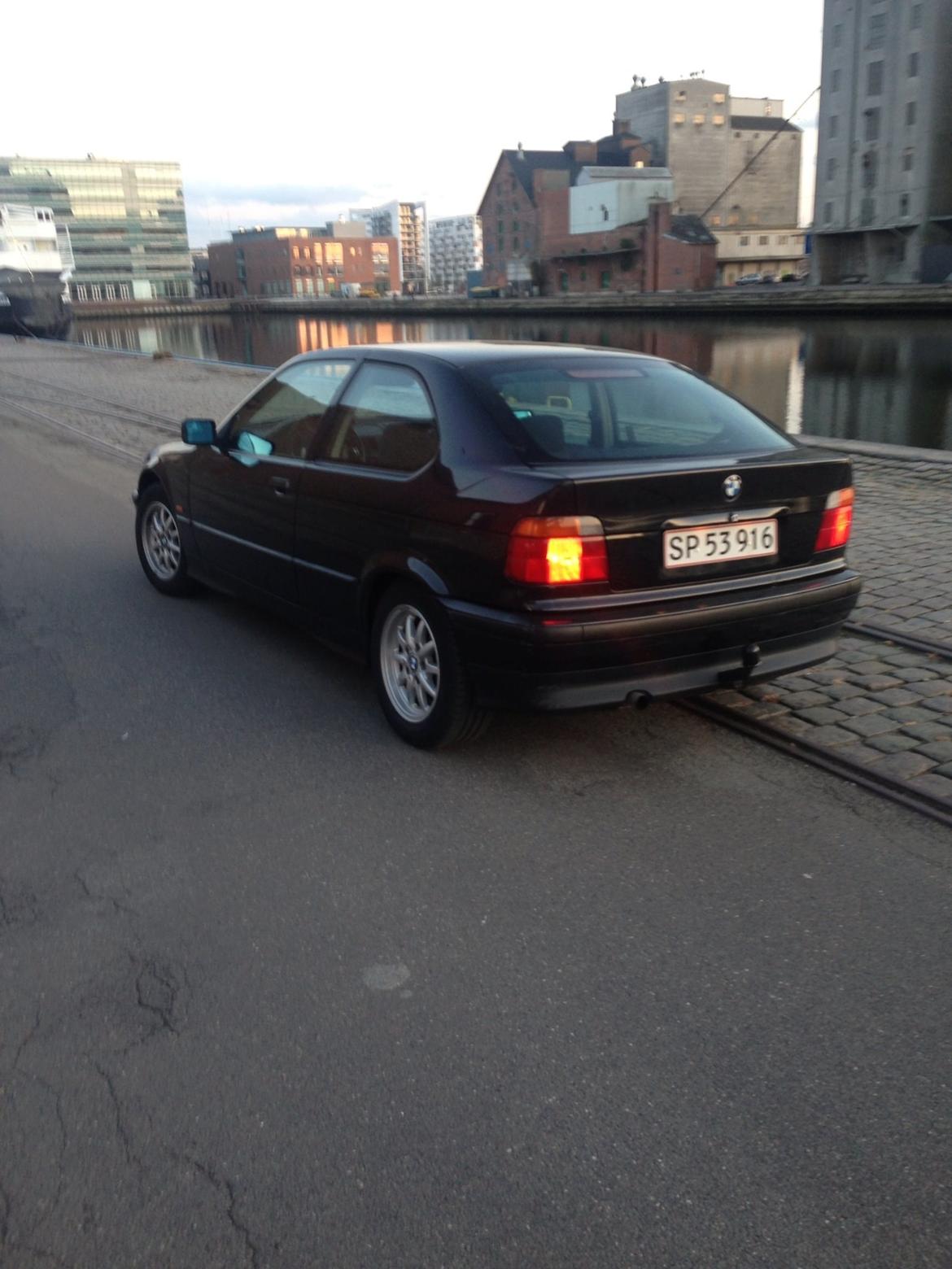 BMW 316i Compact - Solgt ! billede 8