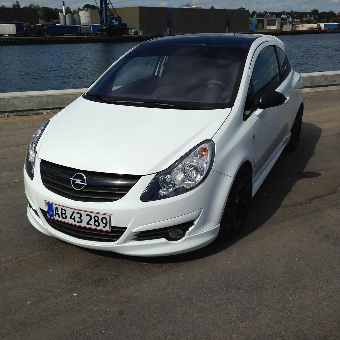 Opel Corsa D Limited Edition billede 1