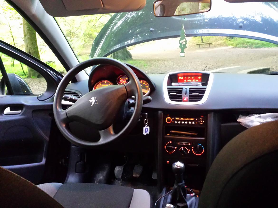 Peugeot 207 1.6 Hdi billede 9