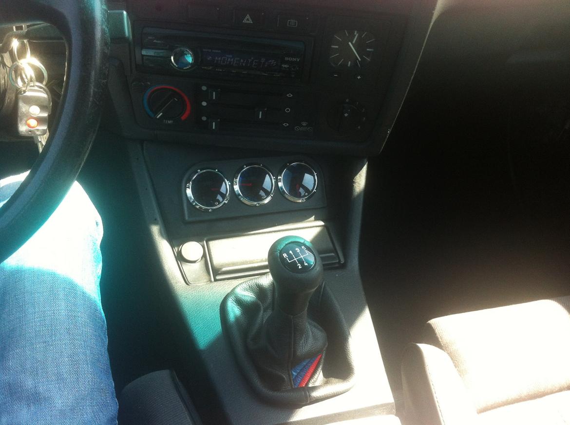 BMW E30 325I 4dørs billede 20