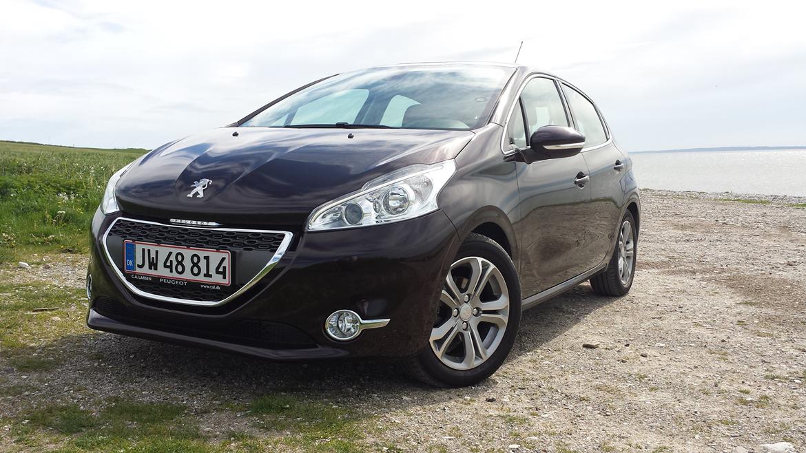 Peugeot 208 Allure 1,6 e-HDi 114 billede 3