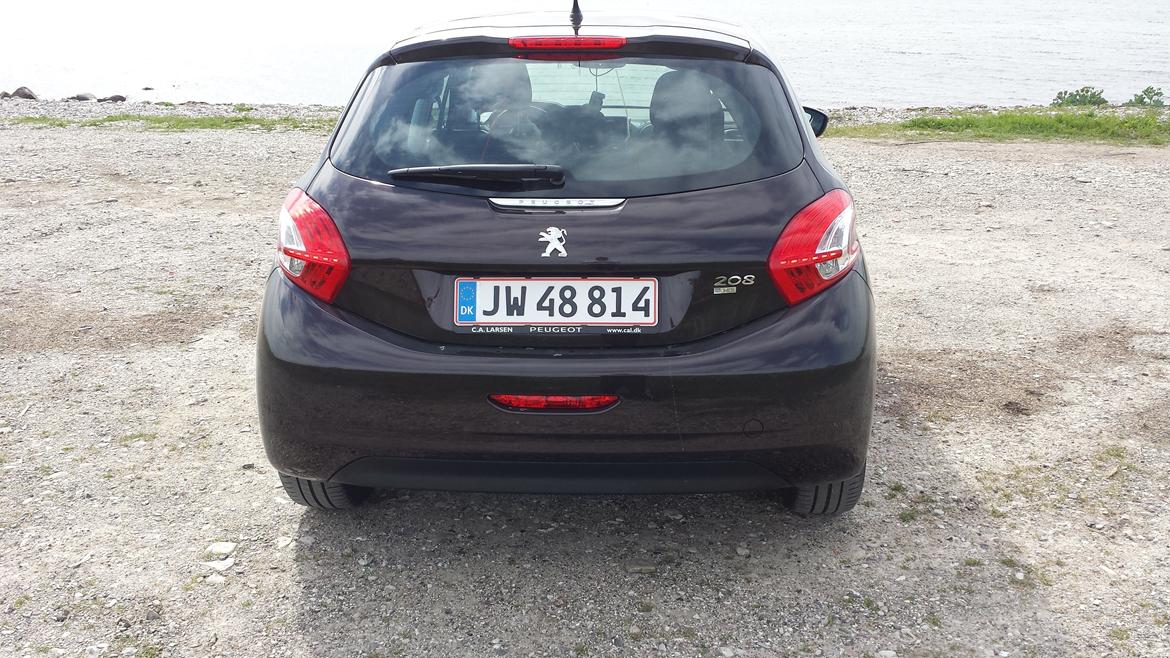 Peugeot 208 Allure 1,6 e-HDi 114 billede 11