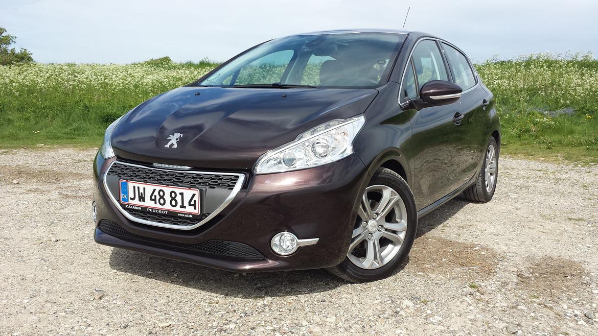 Peugeot 208 Allure 1,6 e-HDi 114 billede 16