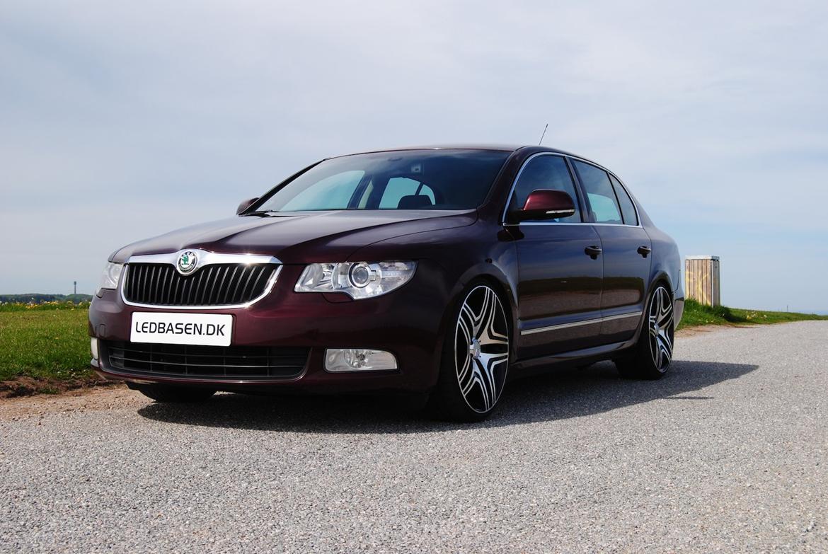 Skoda SuperB 2.0 TDi CRD 170 DSG6 Elegance billede 5