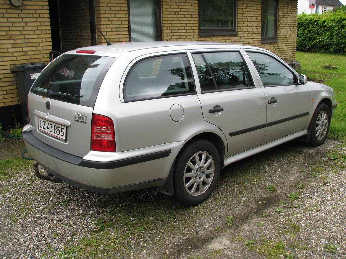 Skoda Octavia 1.8 20V Turbo Stc. billede 2