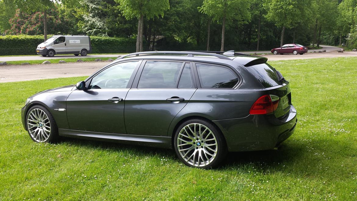 BMW E91 320D 177hk 6G billede 2