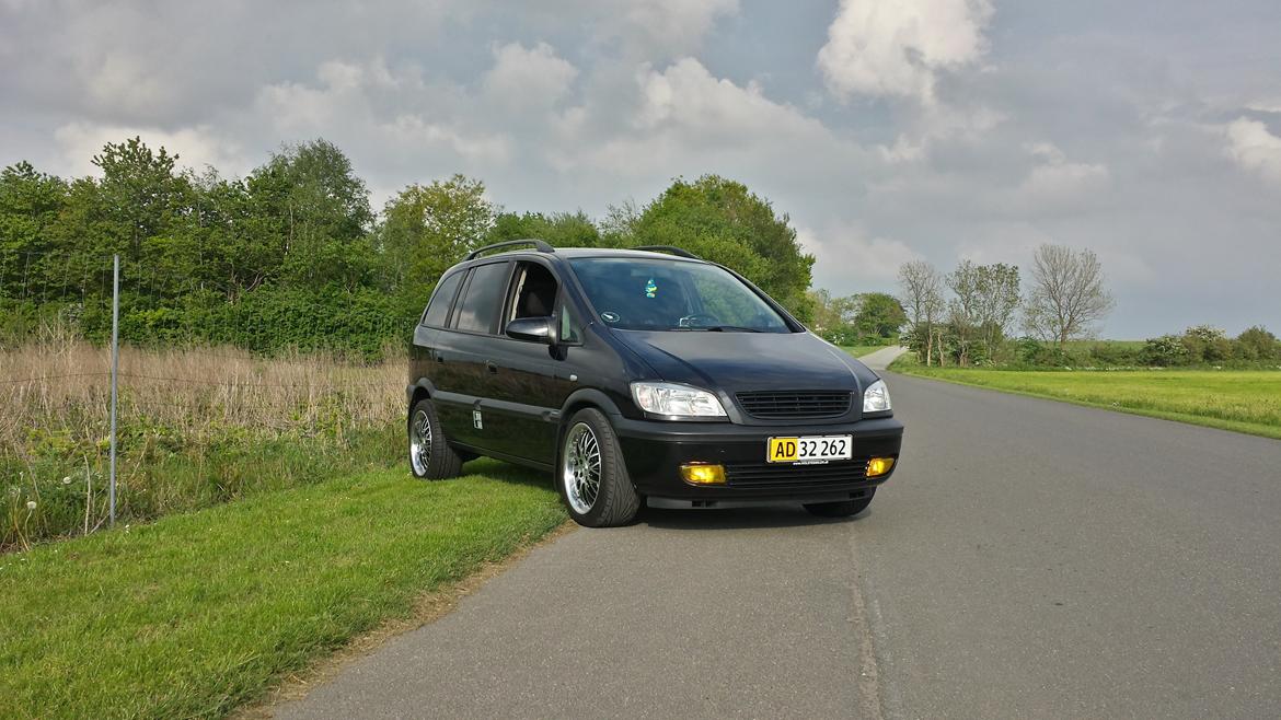 Opel Zafira A 2,0 DTI billede 3