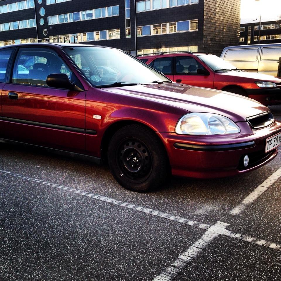 Honda Civic EK3 1.5 VTEC - Synes nu at det ser meget bedre ud med en sænkning :D  billede 9