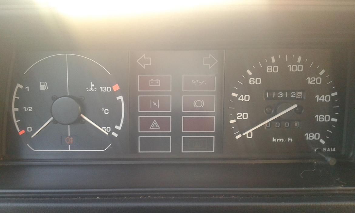 Mazda 323 sport billede 7