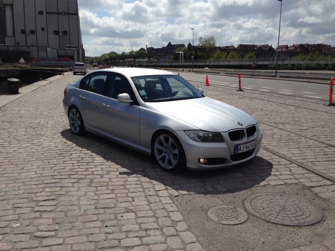 BMW 320D E90 billede 2