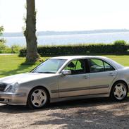 Mercedes Benz 3,2 CDi Elegance aut. 4d