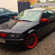 BMW E46 323i(solgt)