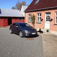 Opel Astra J Sport 5d Hatchback 