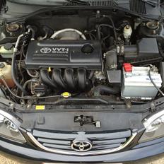 Toyota Avensis T22 1800 VVT-I 16V