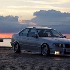 BMW e36 325i - Solgt.
