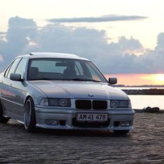 BMW e36 325i - Solgt.