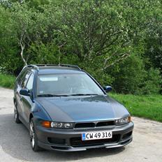 Mitsubishi galant wagon