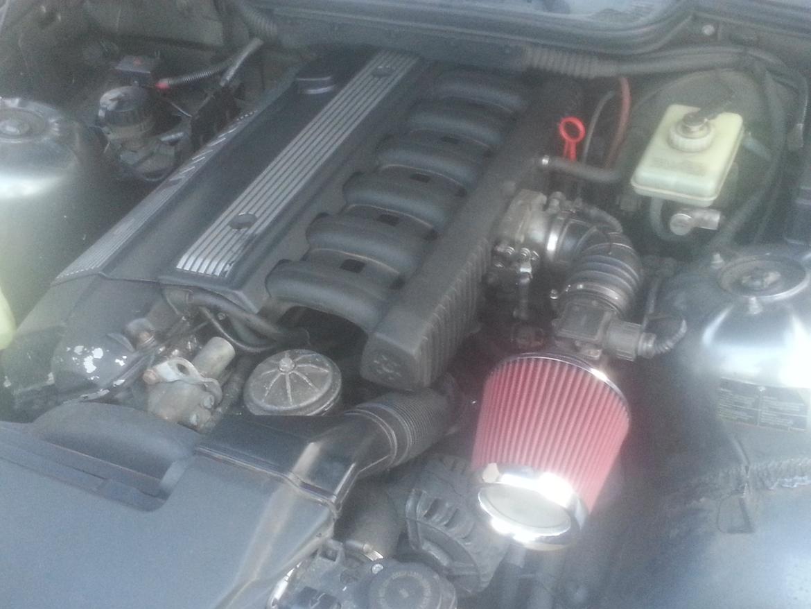 BMW E36 Coupe 320I (skilt ad igang med at renovering) billede 10