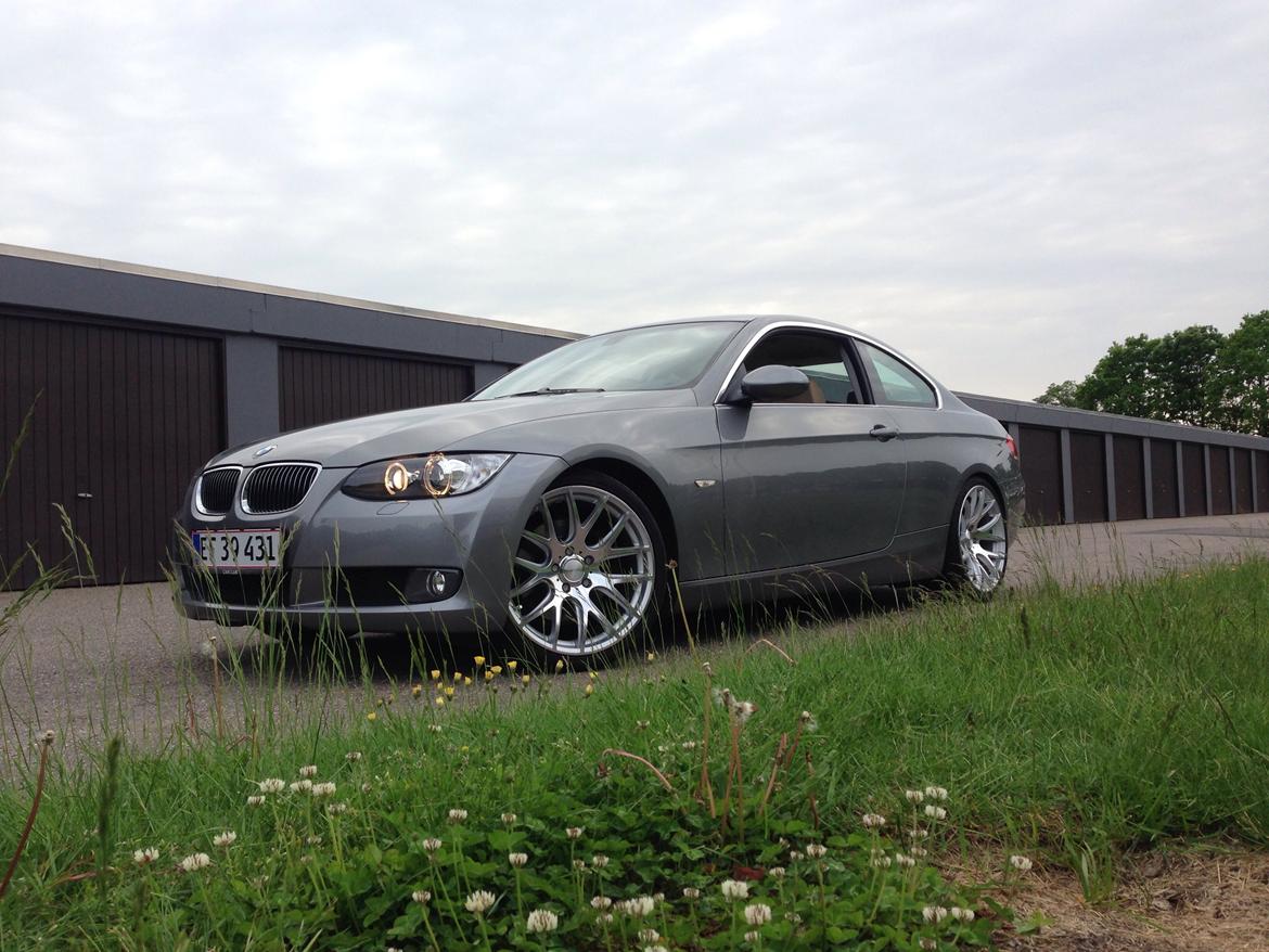 BMW E92 325i Coupe billede 11