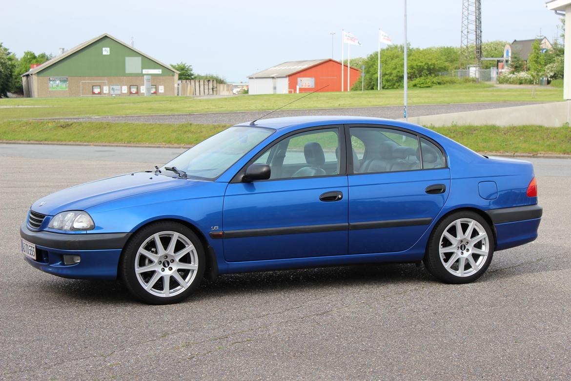 Toyota Avensis billede 6