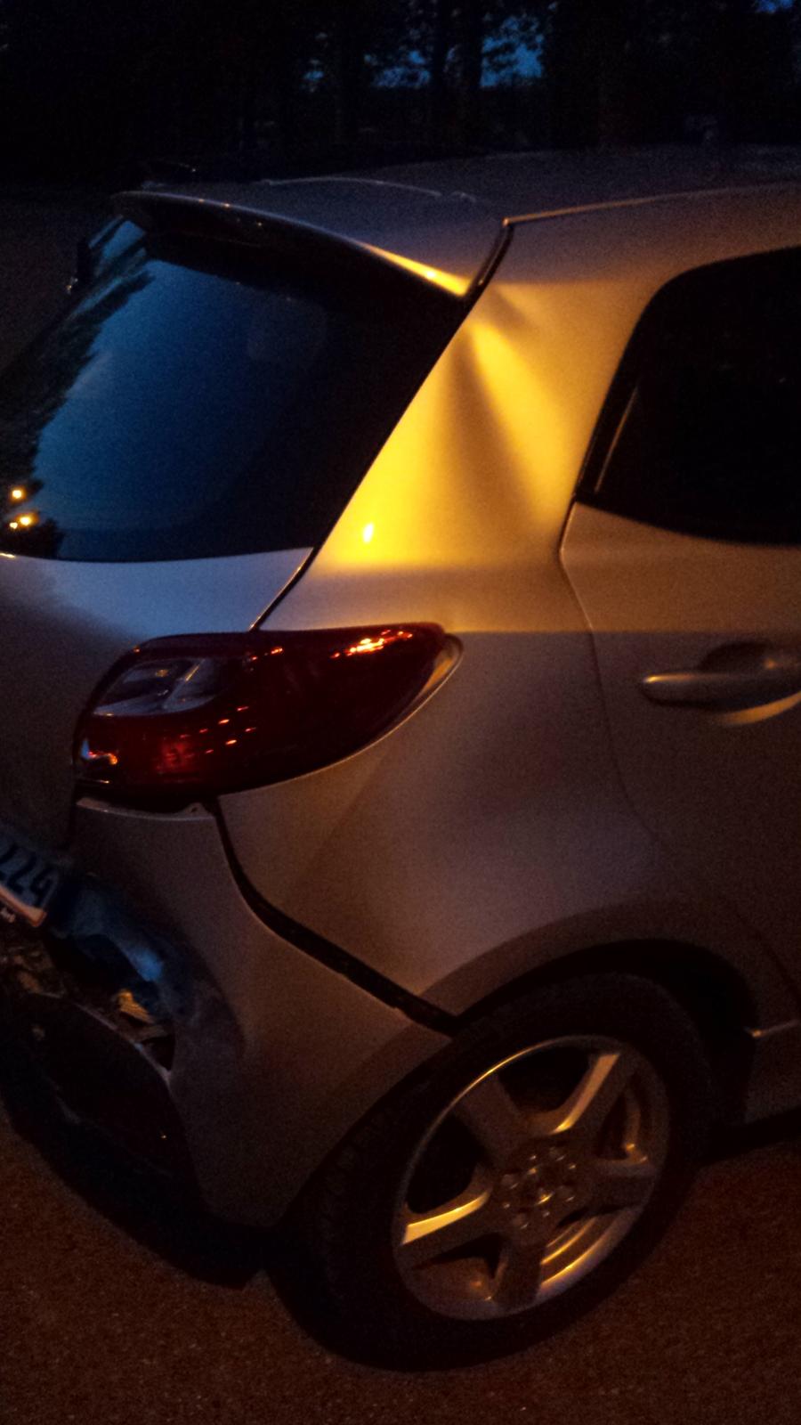 Mazda 2sport 95 TOTALSKADET billede 23