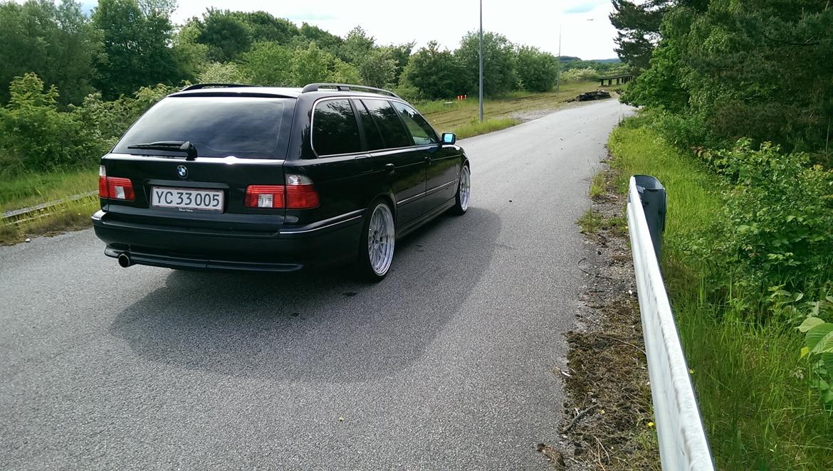 BMW e39 523i billede 4