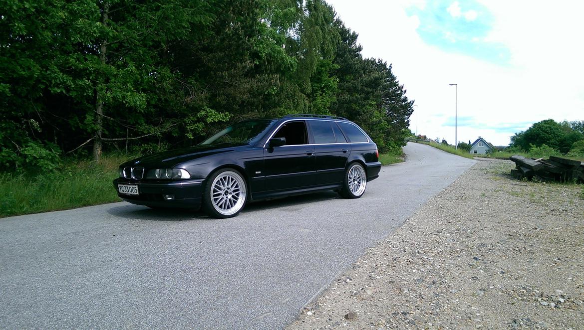 BMW e39 523i billede 5