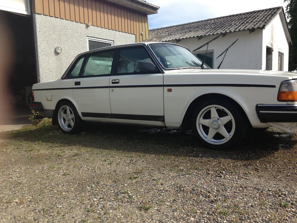 Volvo 244 billede 4