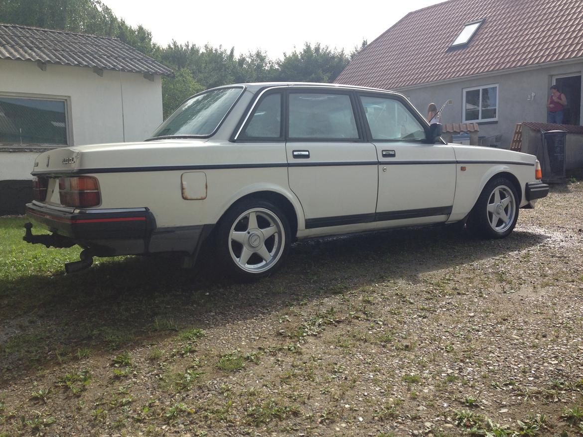 Volvo 244 billede 5