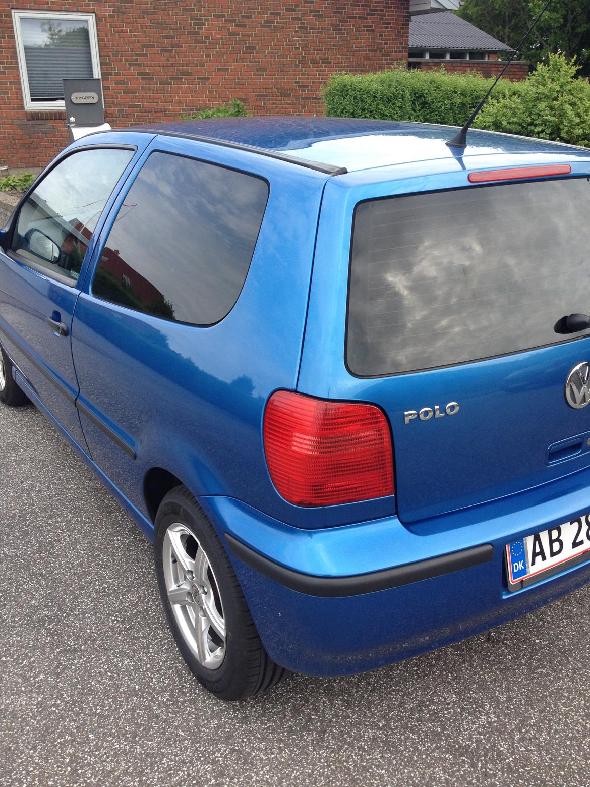 VW Polo 1,4 6N2 - Med Tonede ruder. billede 9