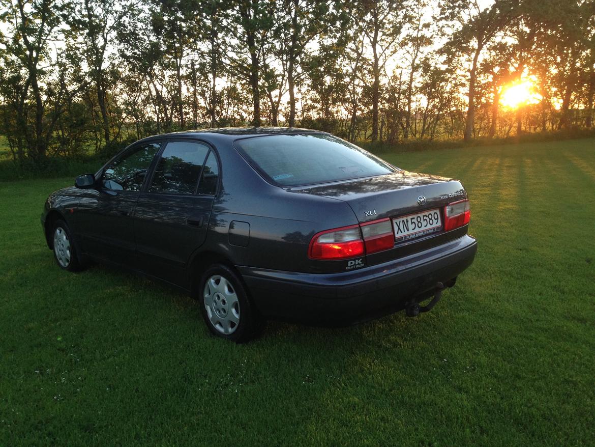 Toyota carina e (SOLGT) billede 4