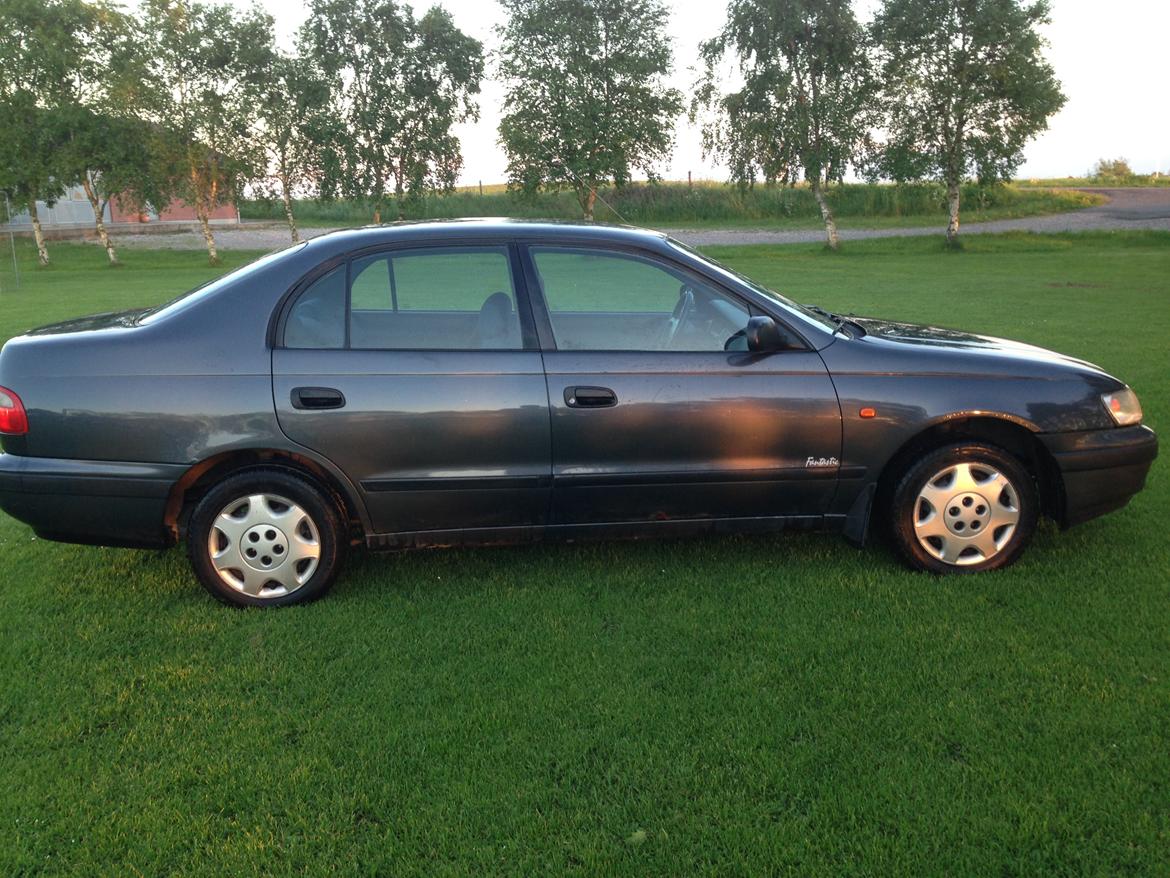 Toyota carina e (SOLGT) billede 7