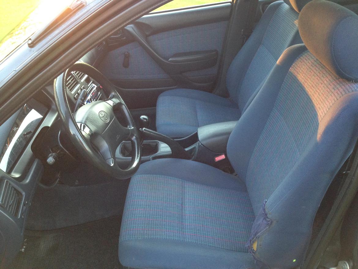 Toyota carina e (SOLGT) billede 15